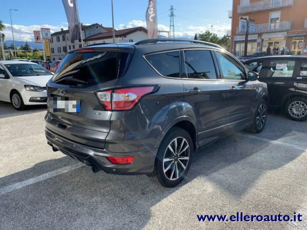 Ford Kuga nuova a Cuneo (5)