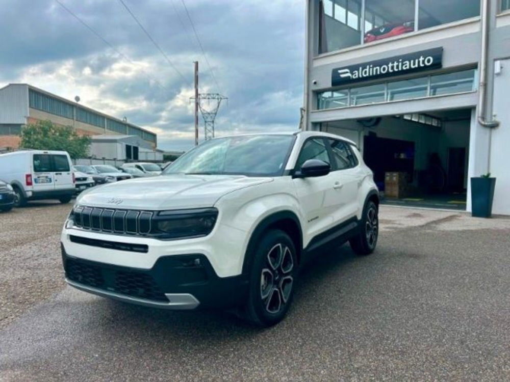 Jeep Avenger nuova a Firenze