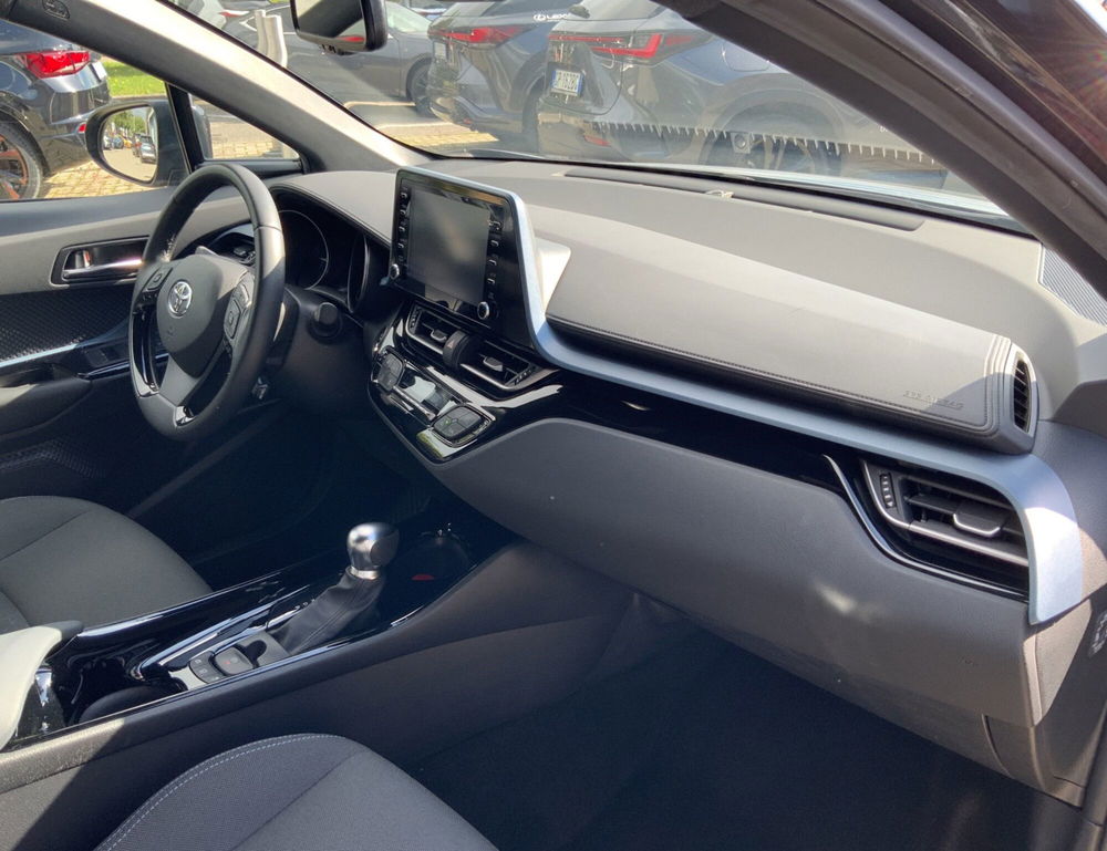 Toyota Toyota C-HR usata a Perugia (14)