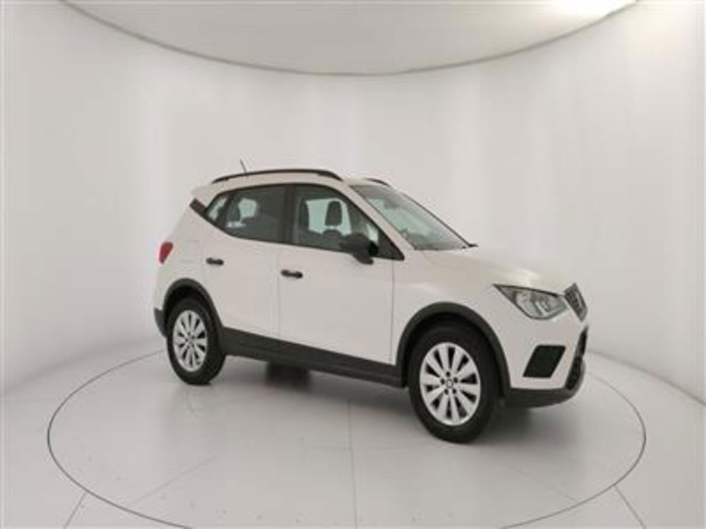 SEAT Arona usata a Bari (10)