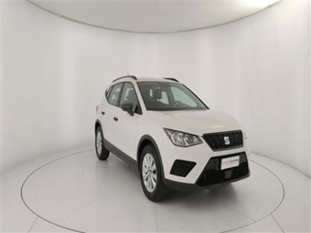 SEAT Arona usata a Bari (11)