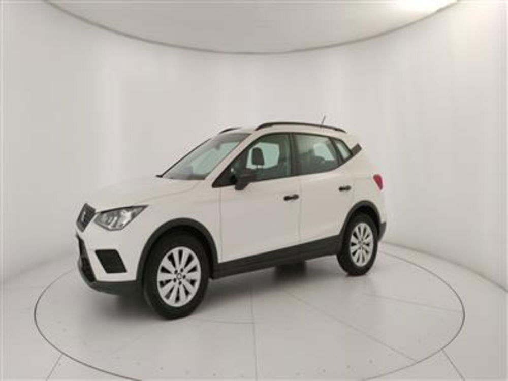 SEAT Arona usata a Bari (2)