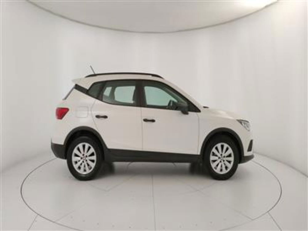 SEAT Arona usata a Bari (9)