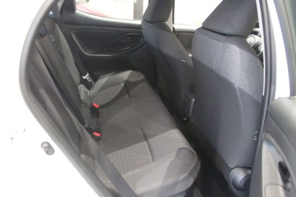 Toyota Yaris Cross nuova a Roma (8)