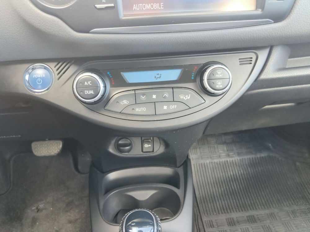 Toyota Yaris usata a Reggio Calabria (14)