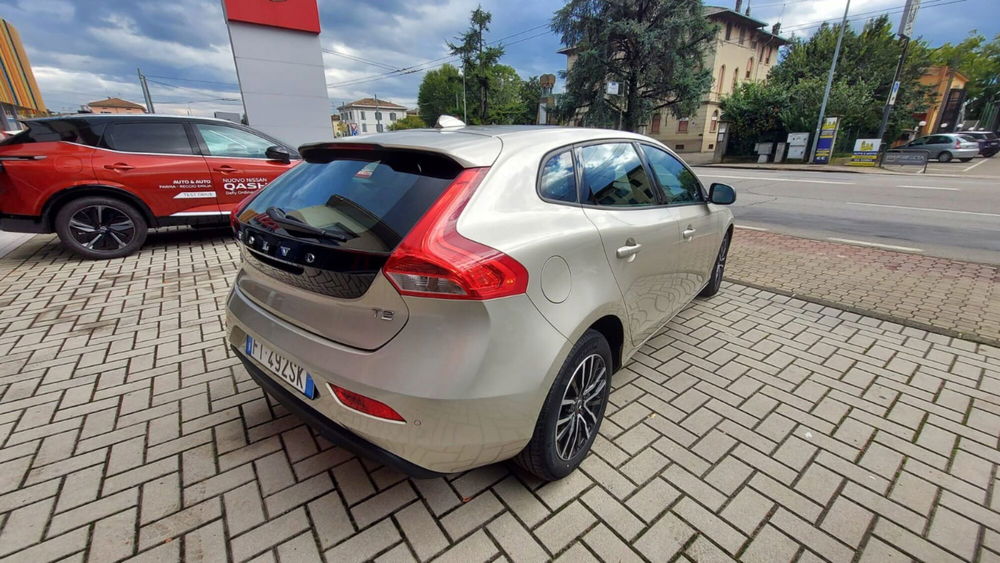 Volvo V40 usata a Parma (4)