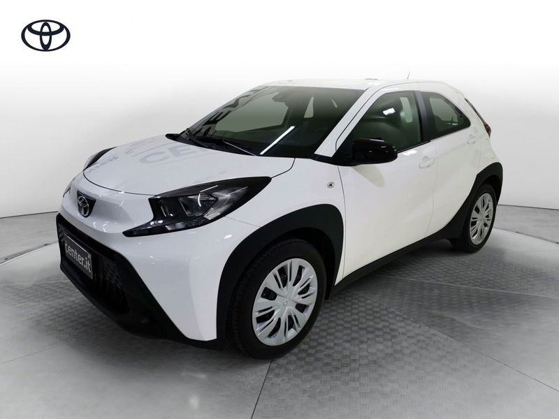 Toyota Aygo X 1.0 VVT-i 72 CV 5 porte Limited Air nuova a Salerno