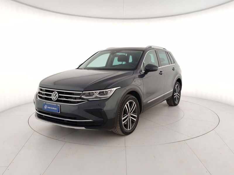 Volkswagen Tiguan 1.4 TSI eHYBRID DSG Elegance del 2021 usata a Massa