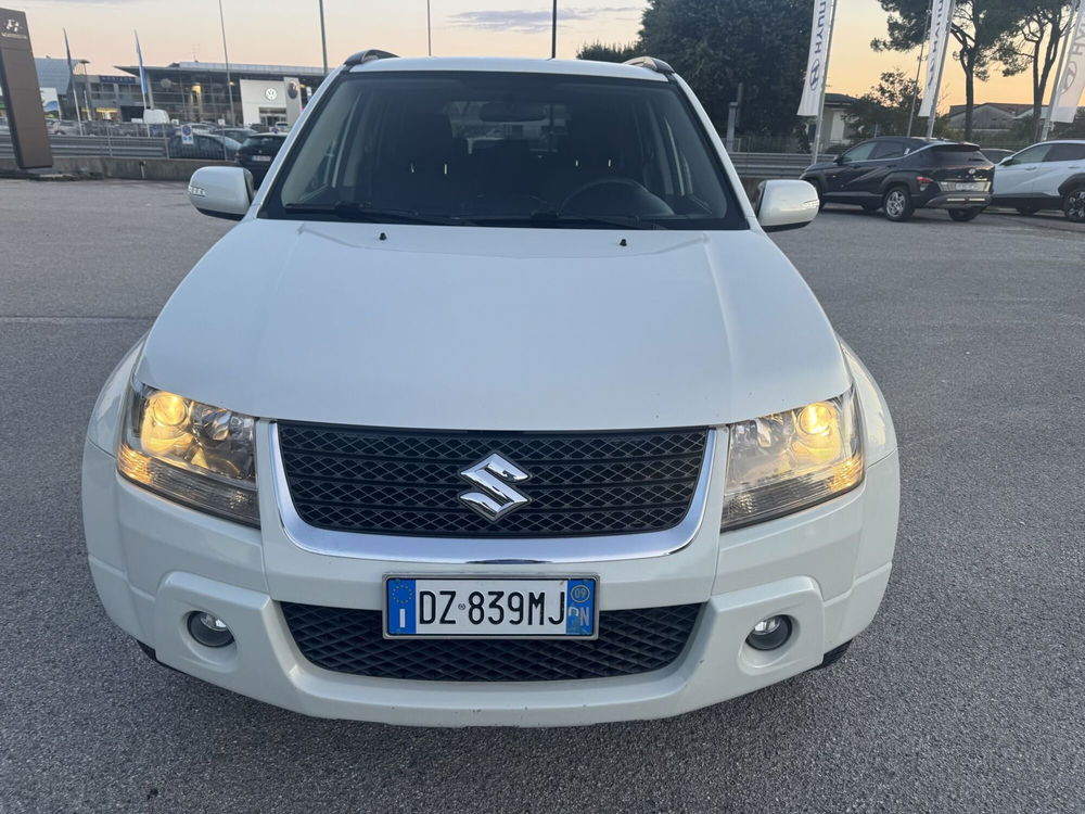 Suzuki Grand Vitara usata a Pordenone (8)