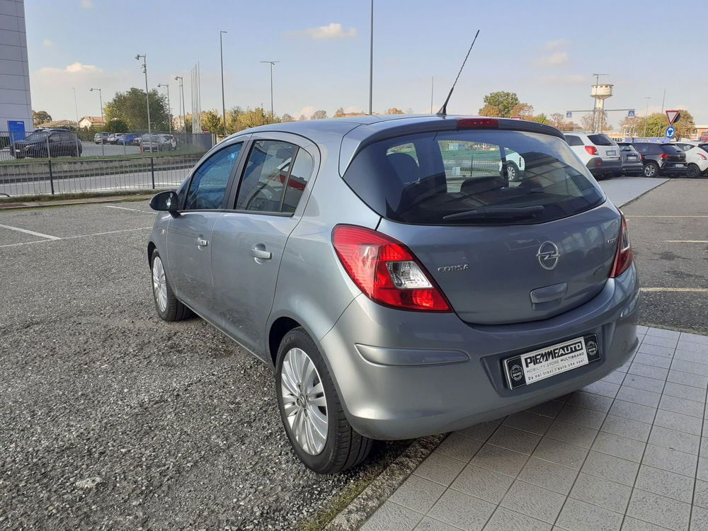 Opel Corsa usata a Piacenza (5)