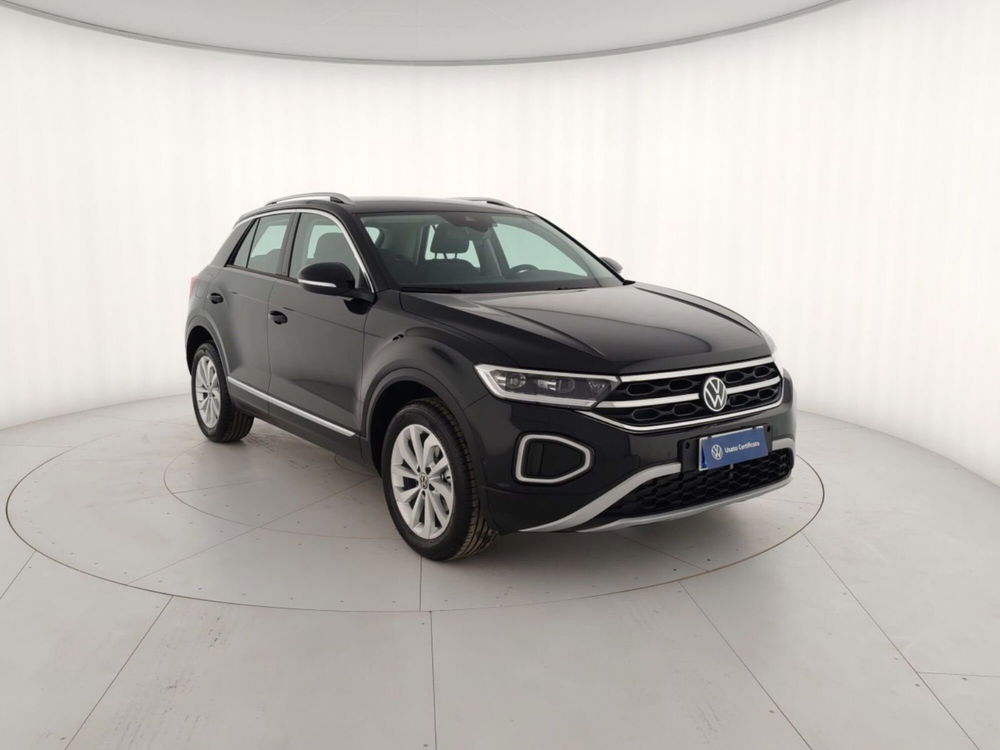 Volkswagen T-Roc nuova a Massa-Carrara (4)