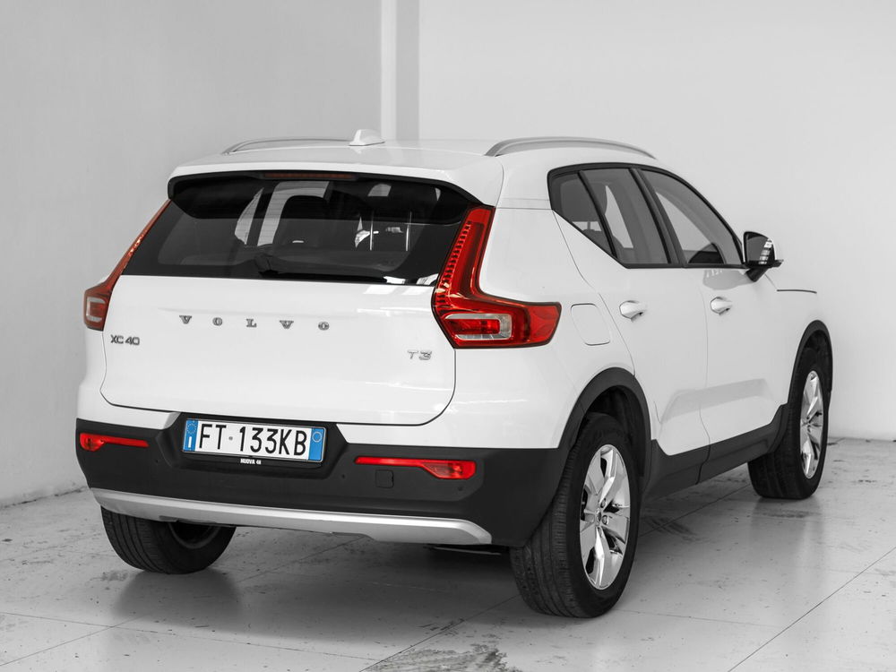 Volvo XC40 usata a Prato (7)