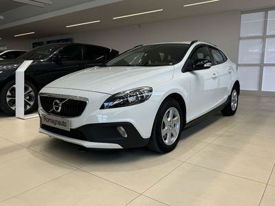 Volvo V40 Cross Country D2 Geartronic Style Plus  del 2018 usata a Forli&#039;