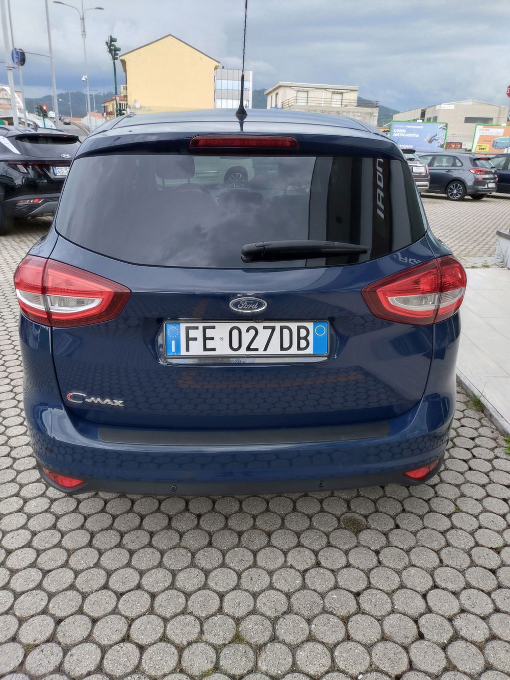 Ford C-Max usata a La Spezia (7)