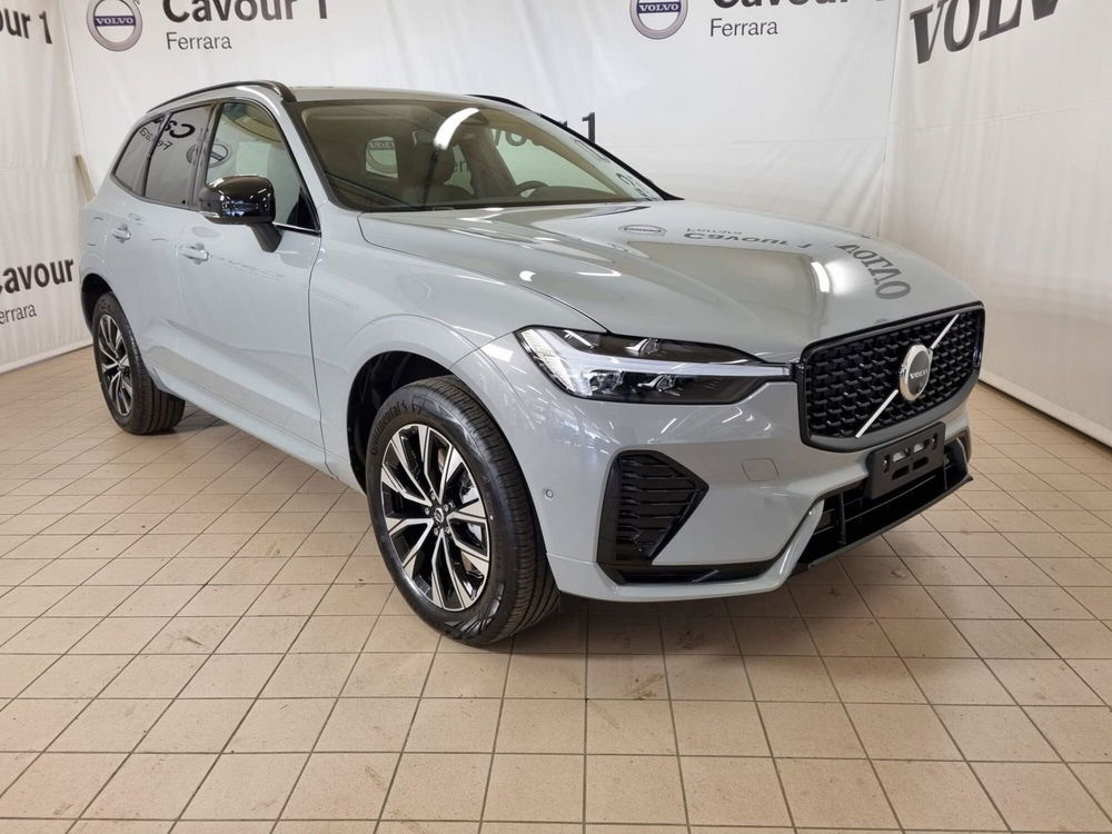 Volvo XC60 nuova a Ferrara (4)