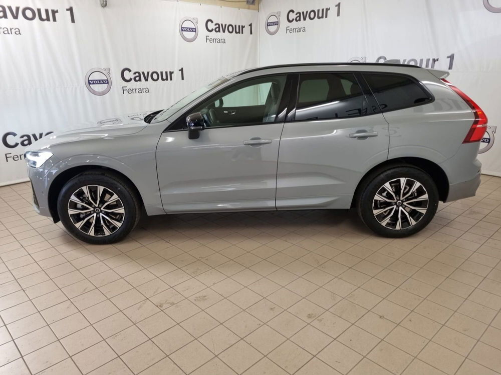 Volvo XC60 nuova a Ferrara (5)