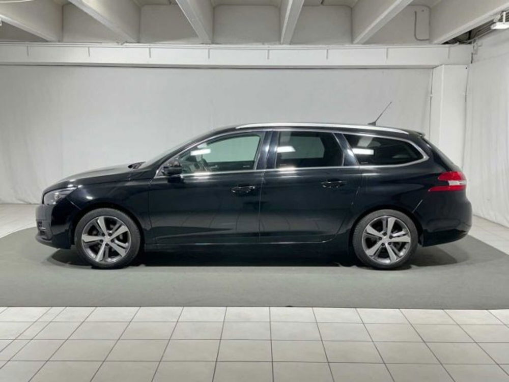 Peugeot 308 SW usata a Sondrio (2)