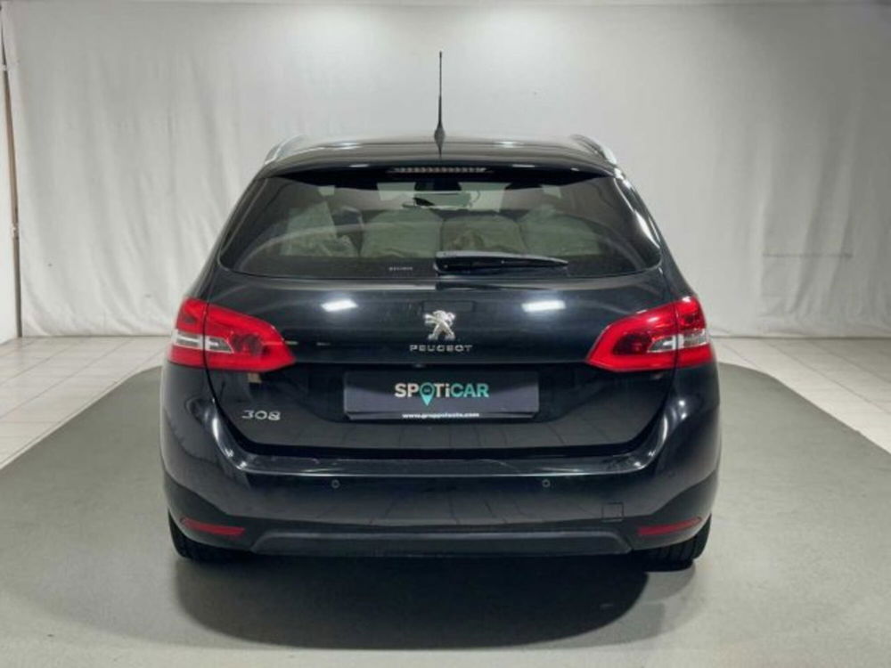 Peugeot 308 SW usata a Sondrio (4)