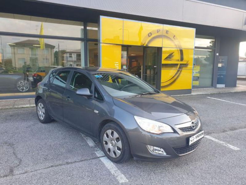 Opel Astra 1.4 100CV 5 porte Elective  del 2010 usata a Sanguinetto