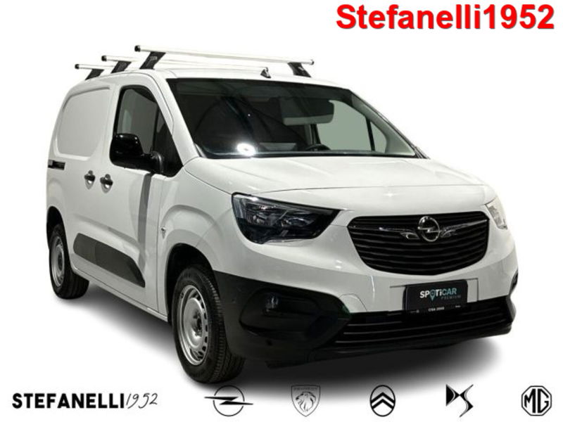 Opel Combo Furgone Cargo 1.5 Diesel 100CV S&amp;S PC 1000kg Edition  del 2023 usata a Bologna