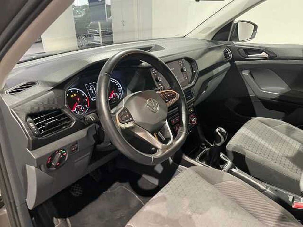 Volkswagen T-Cross usata a Genova (8)