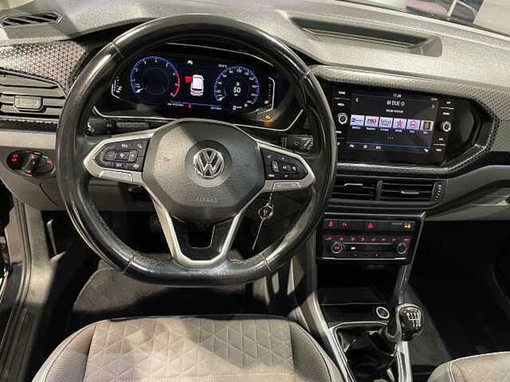 Volkswagen T-Cross usata a Genova (11)