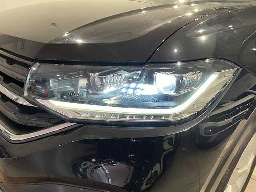 Volkswagen T-Cross usata a Genova (15)