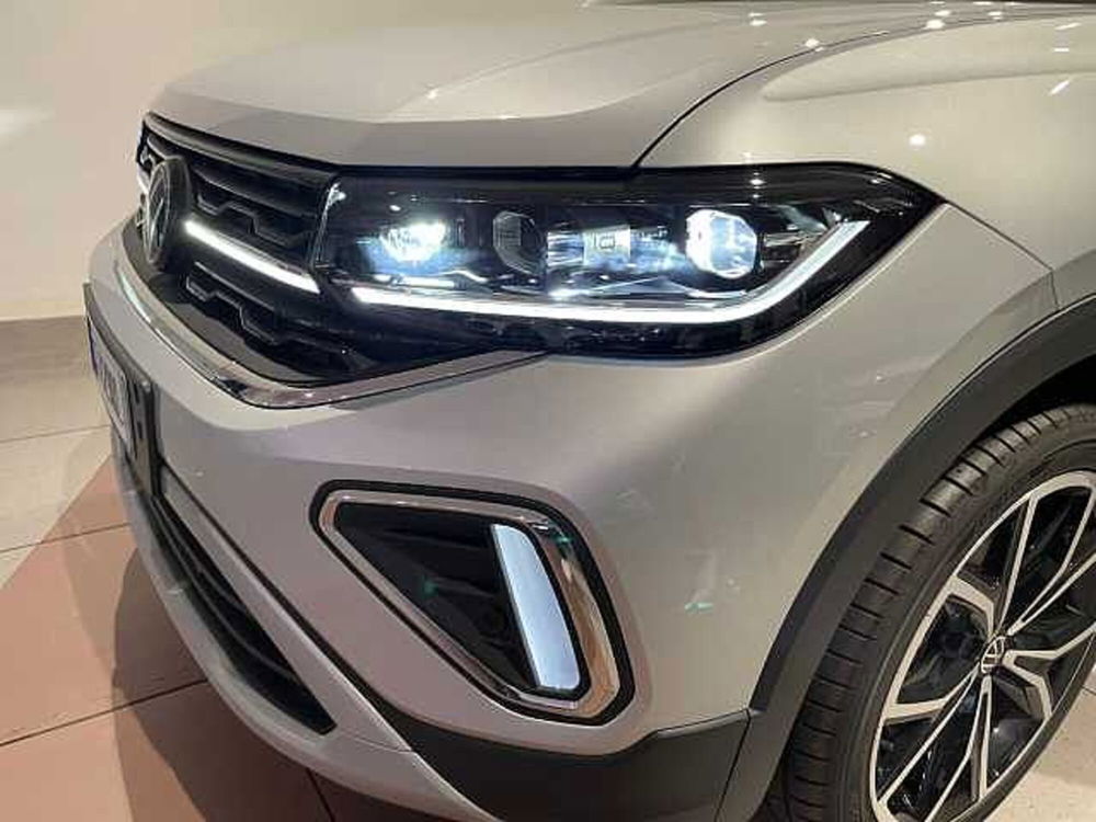 Volkswagen T-Cross nuova a Genova (15)