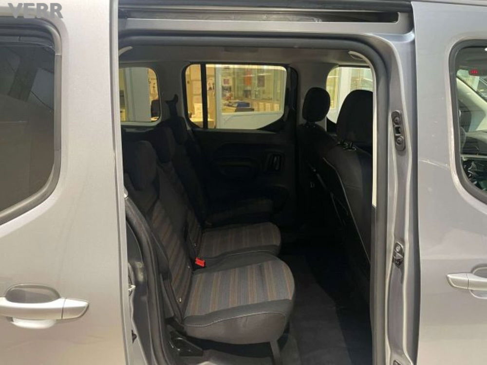 Opel Combo Life usata a Milano (6)