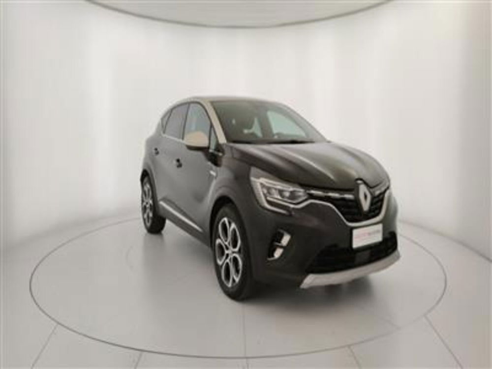 Renault Captur usata a Bari (11)