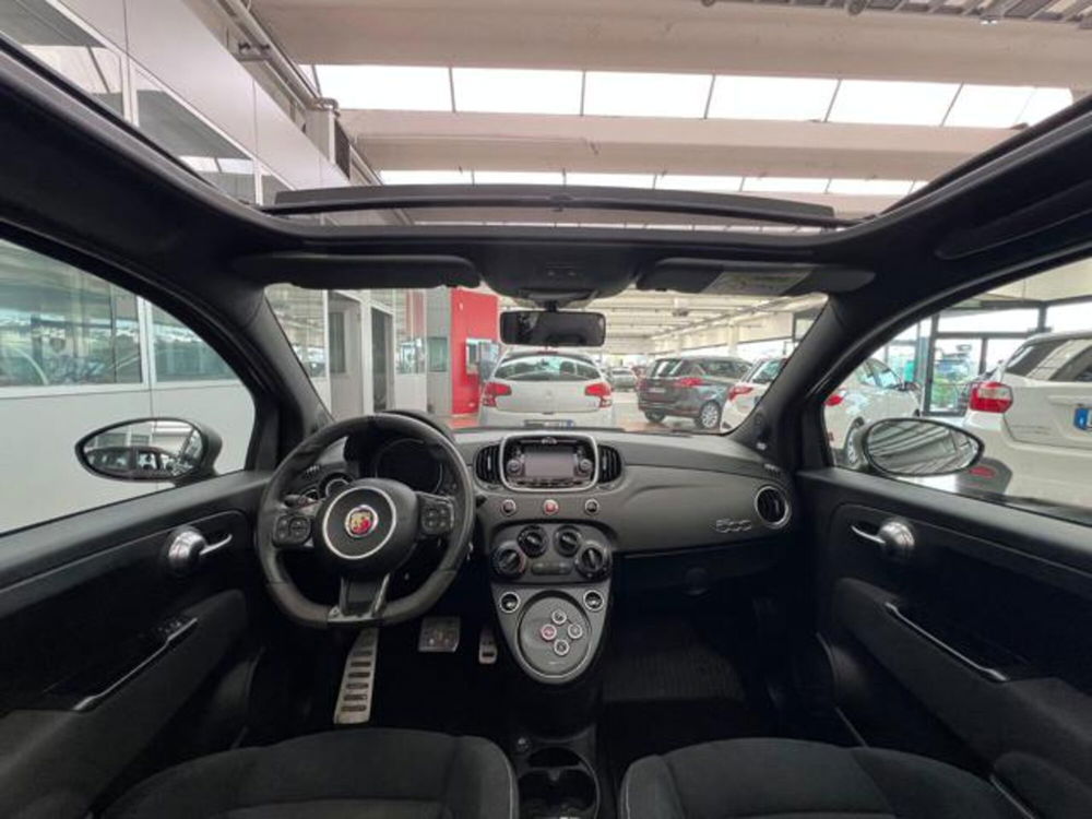 Abarth 595 Cabrio usata a Modena (9)