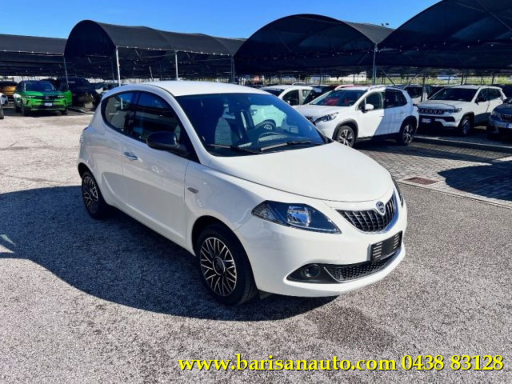 Lancia Ypsilon nuova a Treviso (2)