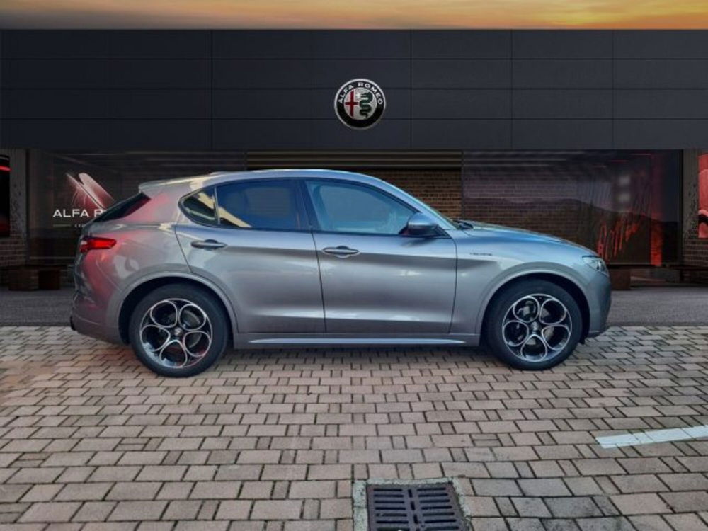 Alfa Romeo Stelvio usata a Monza e Brianza (4)