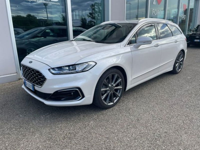 Ford Mondeo Station Wagon Full Hybrid 2.0 187 CV eCVT SW Vignale  del 2019 usata a Imola