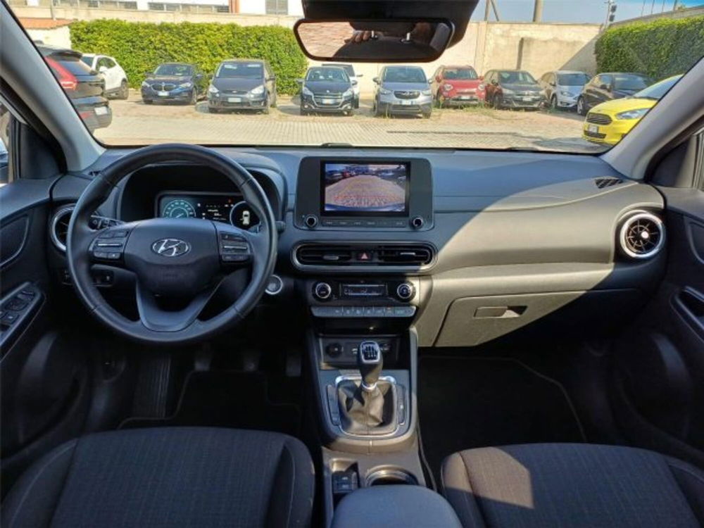 Hyundai Kona usata a Bari (13)