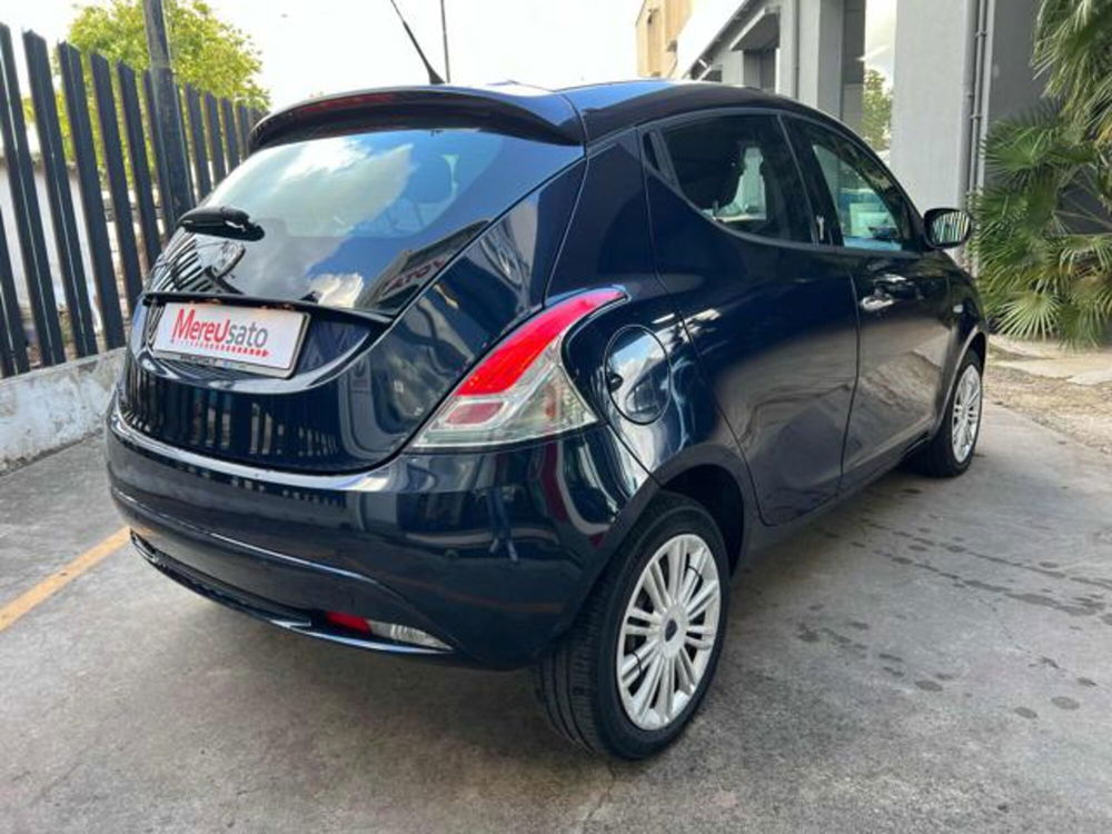 Lancia Ypsilon usata a Sassari (6)