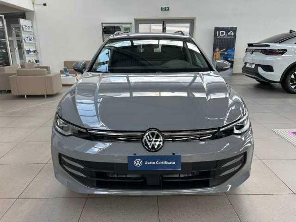 Volkswagen Golf Variant nuova a Avellino (2)