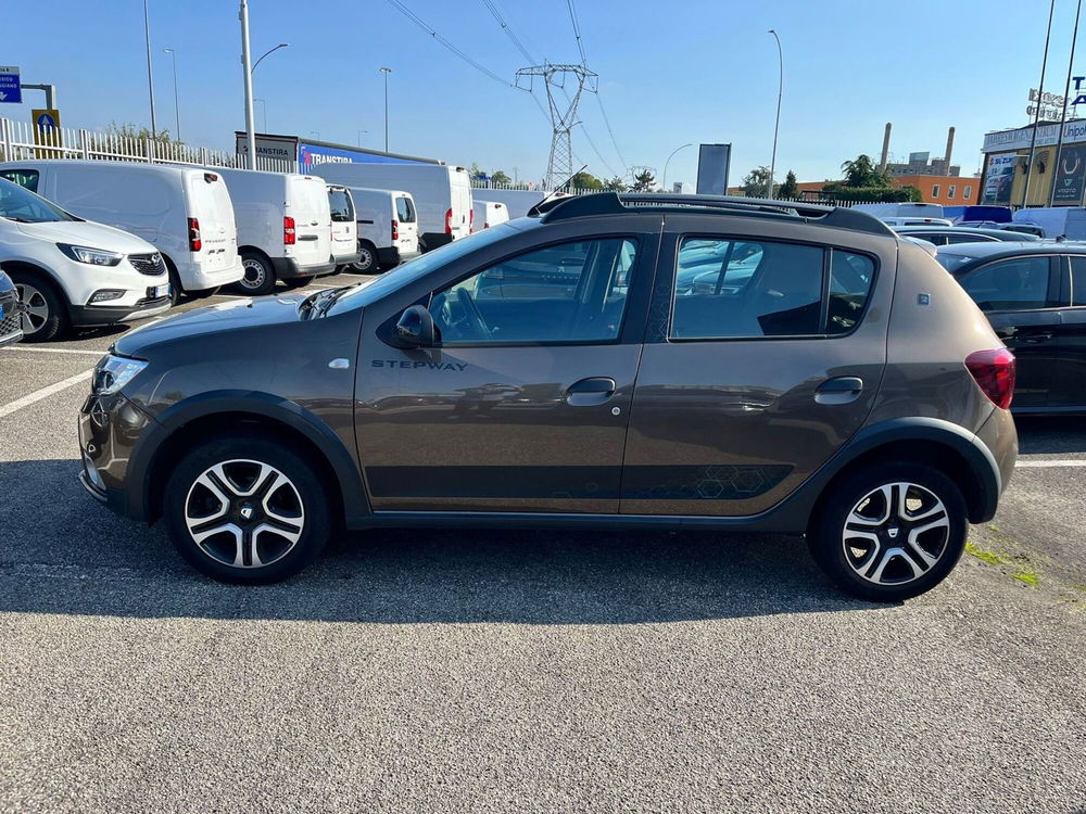 Dacia Sandero usata a Milano (4)