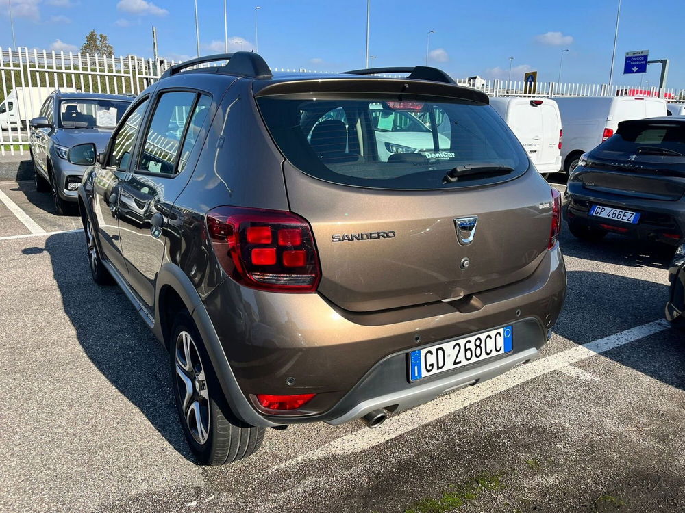 Dacia Sandero usata a Milano (6)