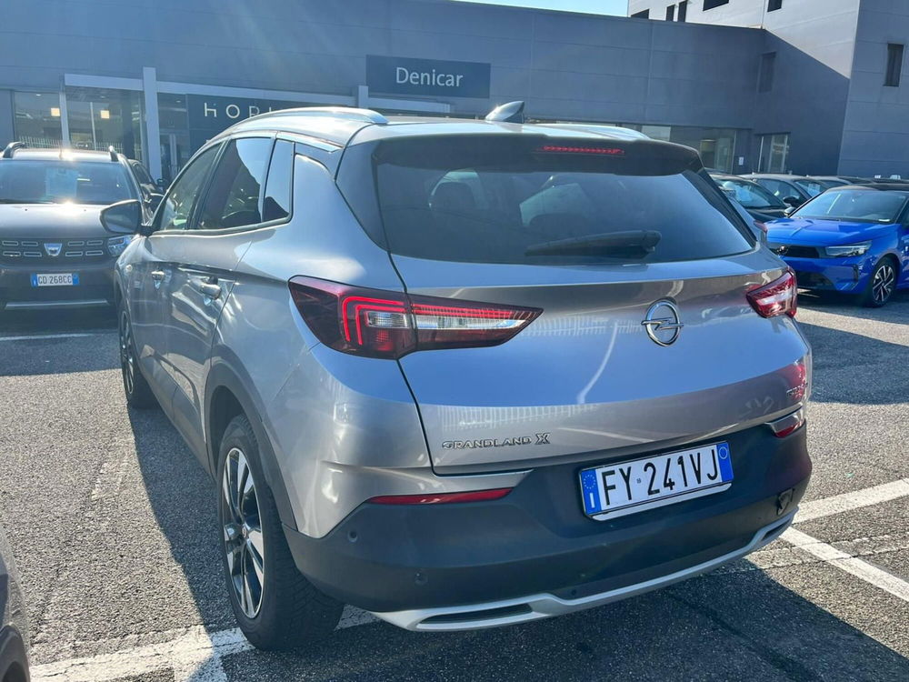 Opel Grandland X usata a Milano (7)