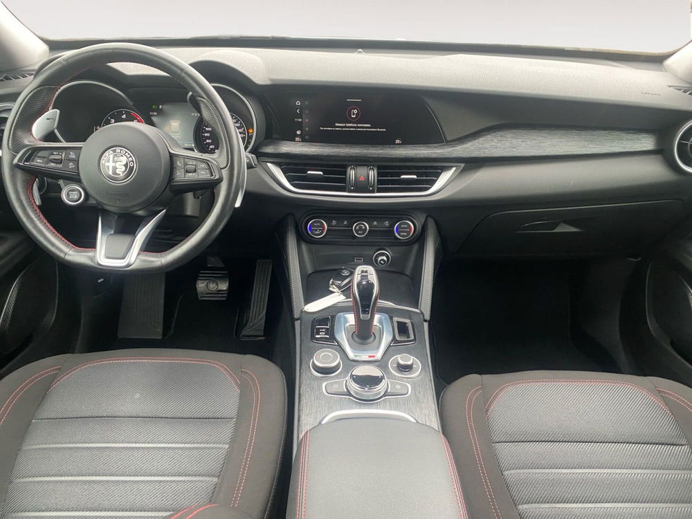 Alfa Romeo Stelvio usata a Pordenone (10)