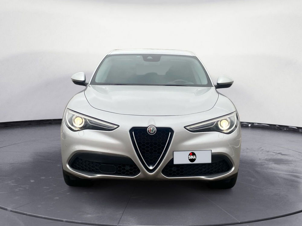 Alfa Romeo Stelvio usata a Pordenone (8)