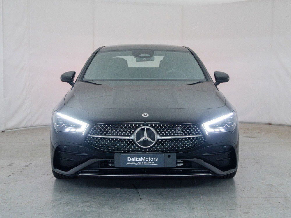 Mercedes-Benz CLA Shooting Brake nuova a Macerata (4)