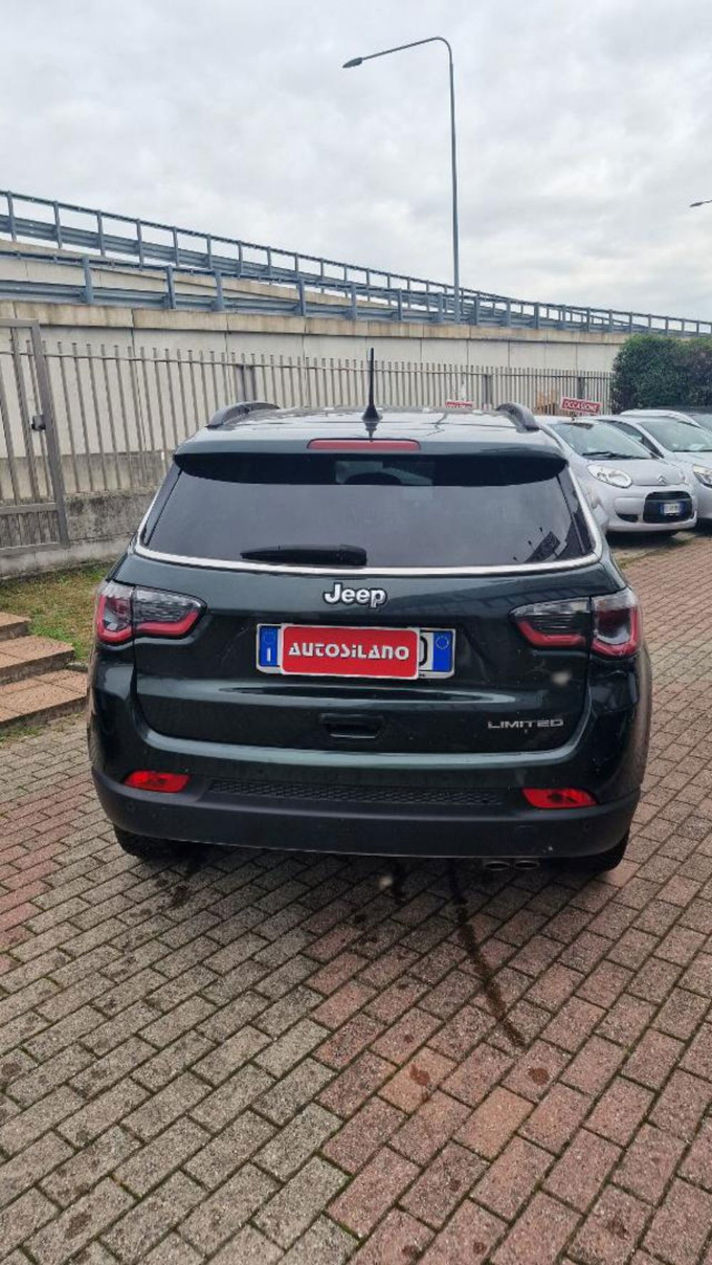 Jeep Compass usata a Milano (5)