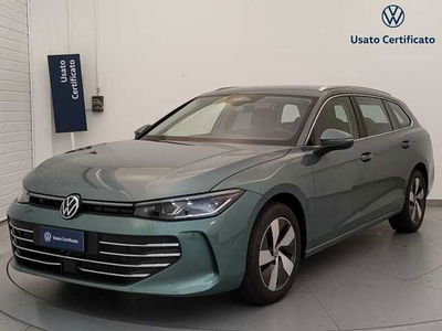 Volkswagen Passat 1.5 etsi act Business 150cv dsg nuova a Busto Arsizio