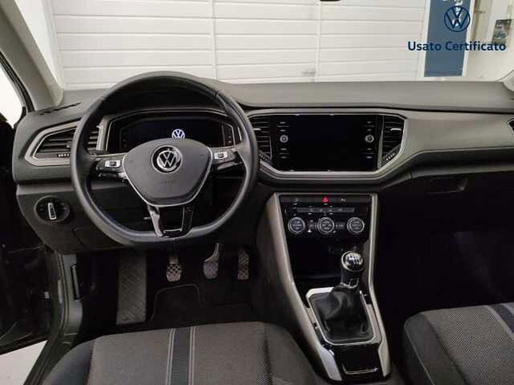 Volkswagen T-Roc usata a Varese (15)