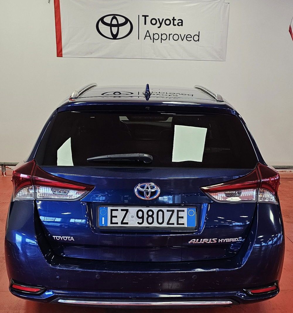 Toyota Auris Station Wagon usata a Messina (4)