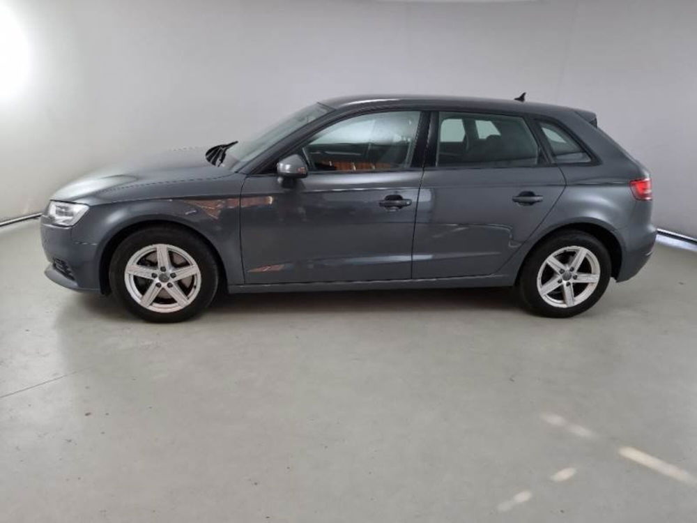 Audi A3 Sportback usata a Salerno (3)