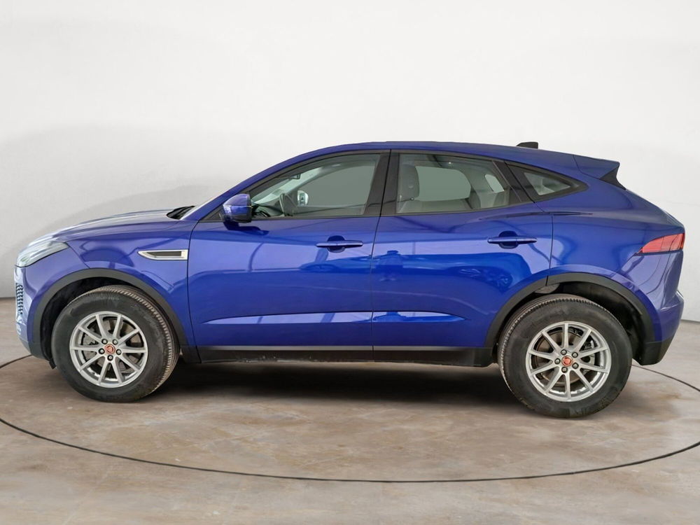 Jaguar E-Pace usata a Salerno (3)