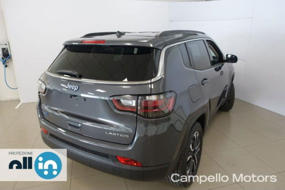 Jeep Compass nuova a Venezia (3)